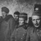Группа югославских пленных, захваченных итальянскими войсками Фото