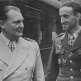 Рейхсмаршал Герман Геринг и майор Герман Граф у вагона поезда Фото