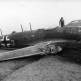 Немецкий бомбардировщик Хейнкель He-111, совершивший вынужденную посадку Фото