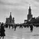 Народные гуляния на Красной площади в Москве в День Победы Фото