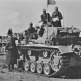 Командирский танк вермахта Pz.Bef.Wg. III Ausf. Е в пустыне между Тобруком и Сиди Омаром Фото