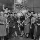 Молодежь Кировского района Мурманска встречает Новый 1944 год в городском бомбоубежище Фото