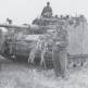 Немецкие самоходчики у САУ StuG III с личным именем «Грайф» Фото